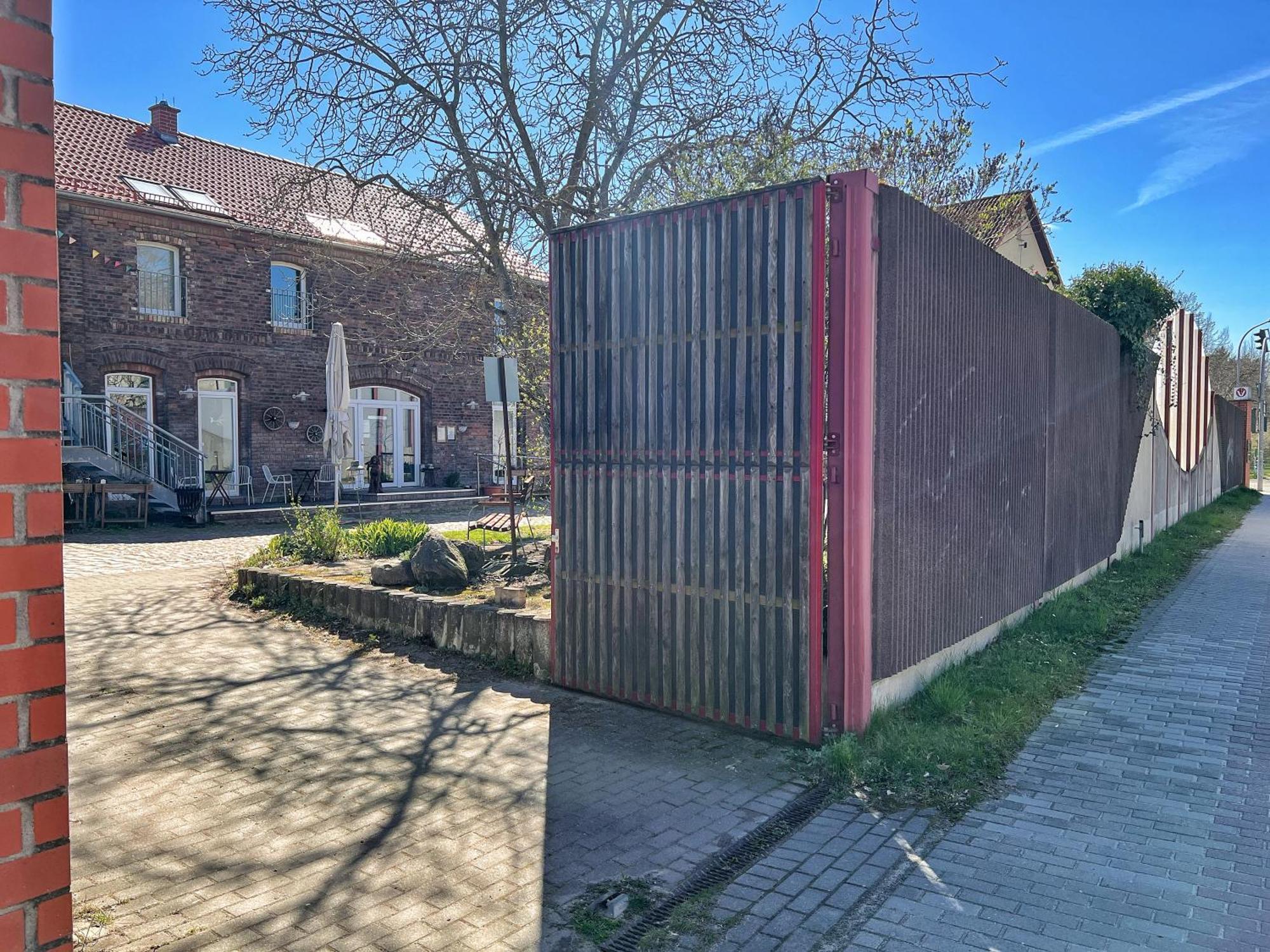 Das Jaartn - Boardinghouse Appartements & Ferienwohnung Schönefeld Eksteriør bilde